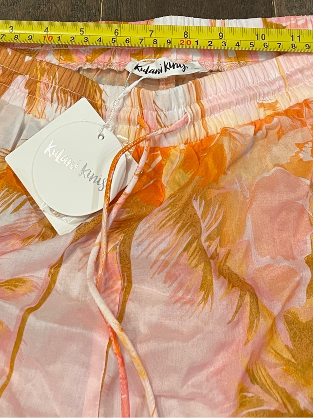 Kulani Kinus Wild Skies Lightweight Beach Shorts in Wisk L NWT - Picture 6 of 9
